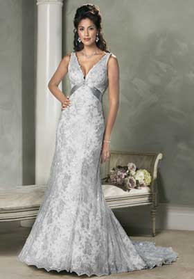 Весільні сукні 2012: три тренда