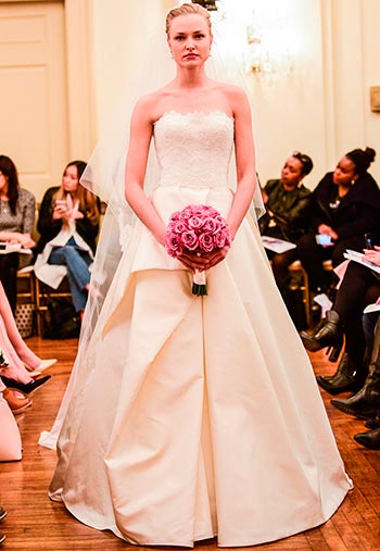 Різнокольорові весільні сукні 2017 від Peter Langner