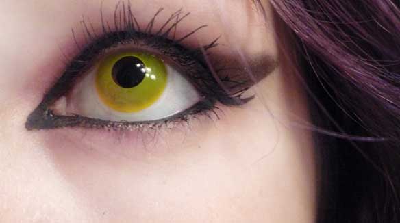 Як вибрати кольорові лінзи для очей
