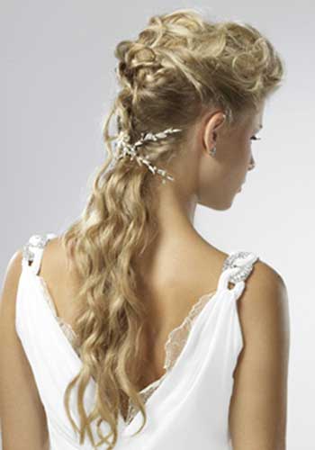 Найкращі весільні зачіски для модниць 2013